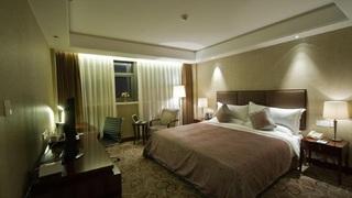 Doubletree By Hilton Jing'an 5*