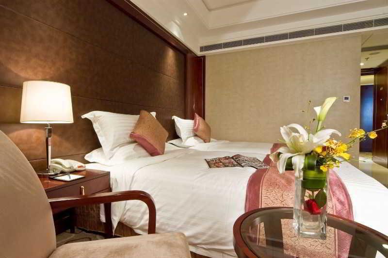 Doubletree By Hilton Jing'an Hotel 5*